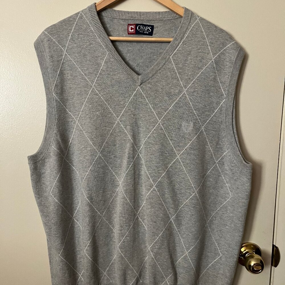 Chaps Mens Vest, Size XL, like new